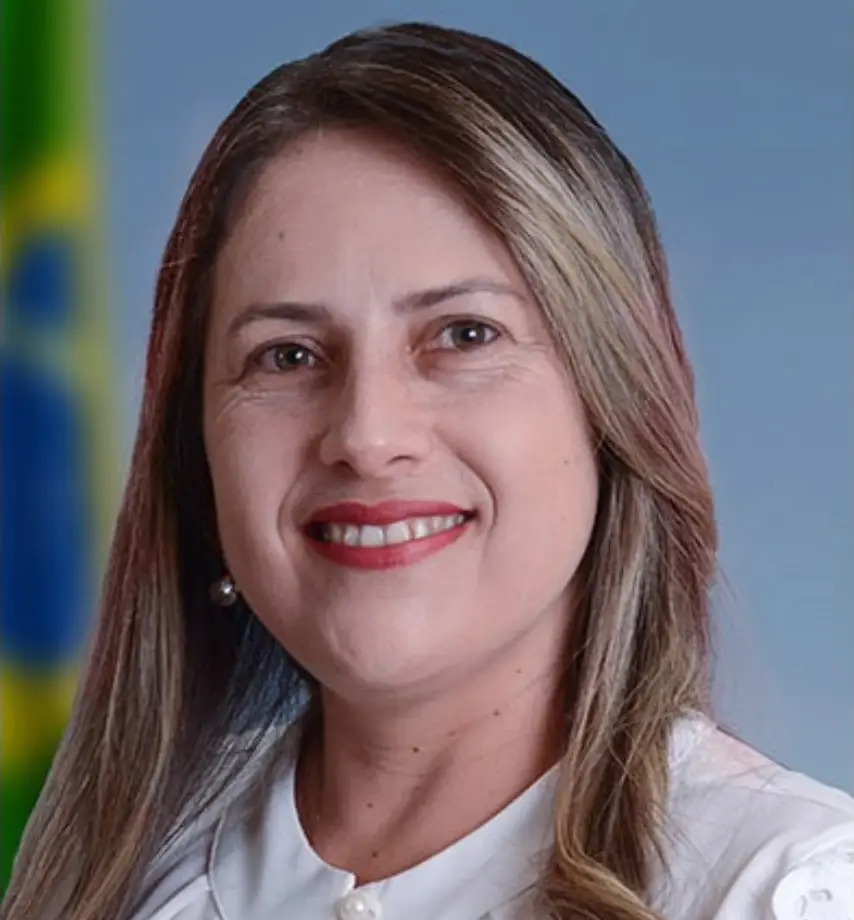 MÁRCIA MOURA